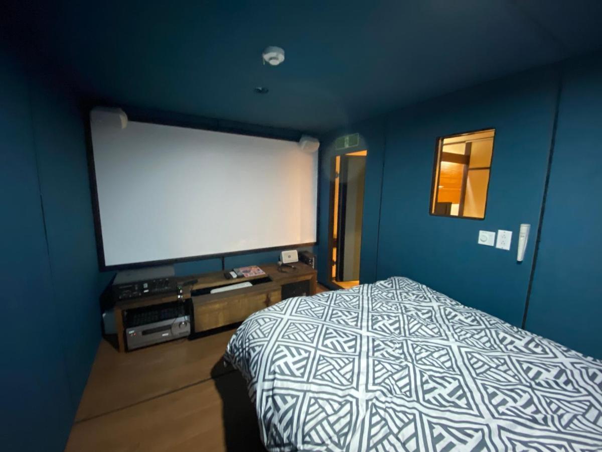 札幌ドーム前ハウス Sapporodome Front House アパート